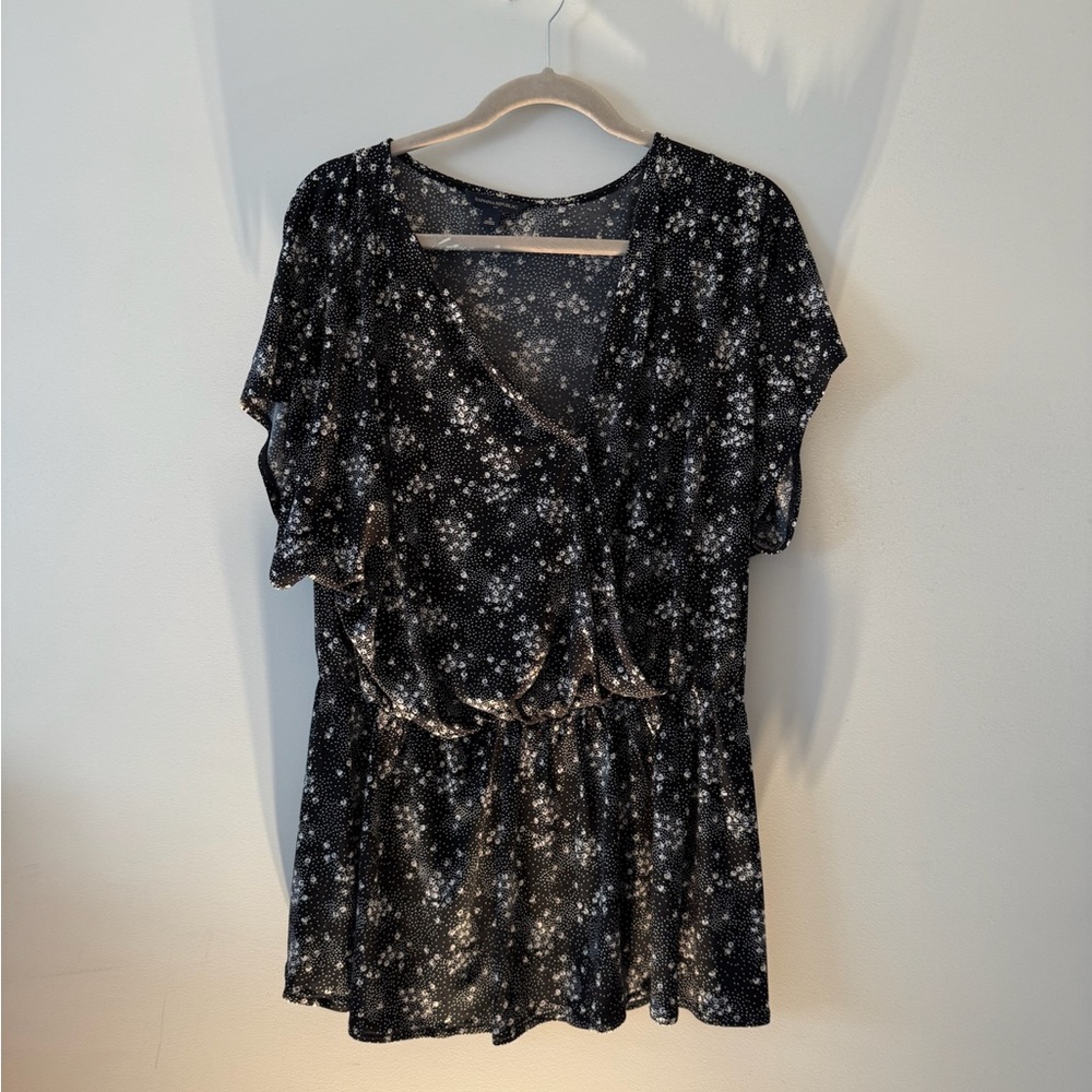 Banana Republic Black and White Floral Blouse